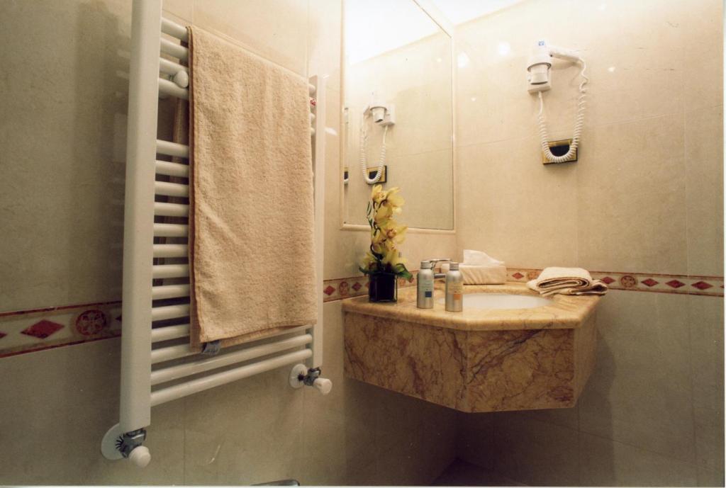 Hotel Magic Roma Esterno foto